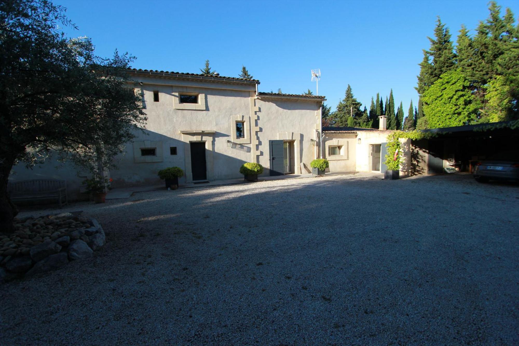 Rognonas Mas Paloma Bed & Breakfast エクステリア 写真
