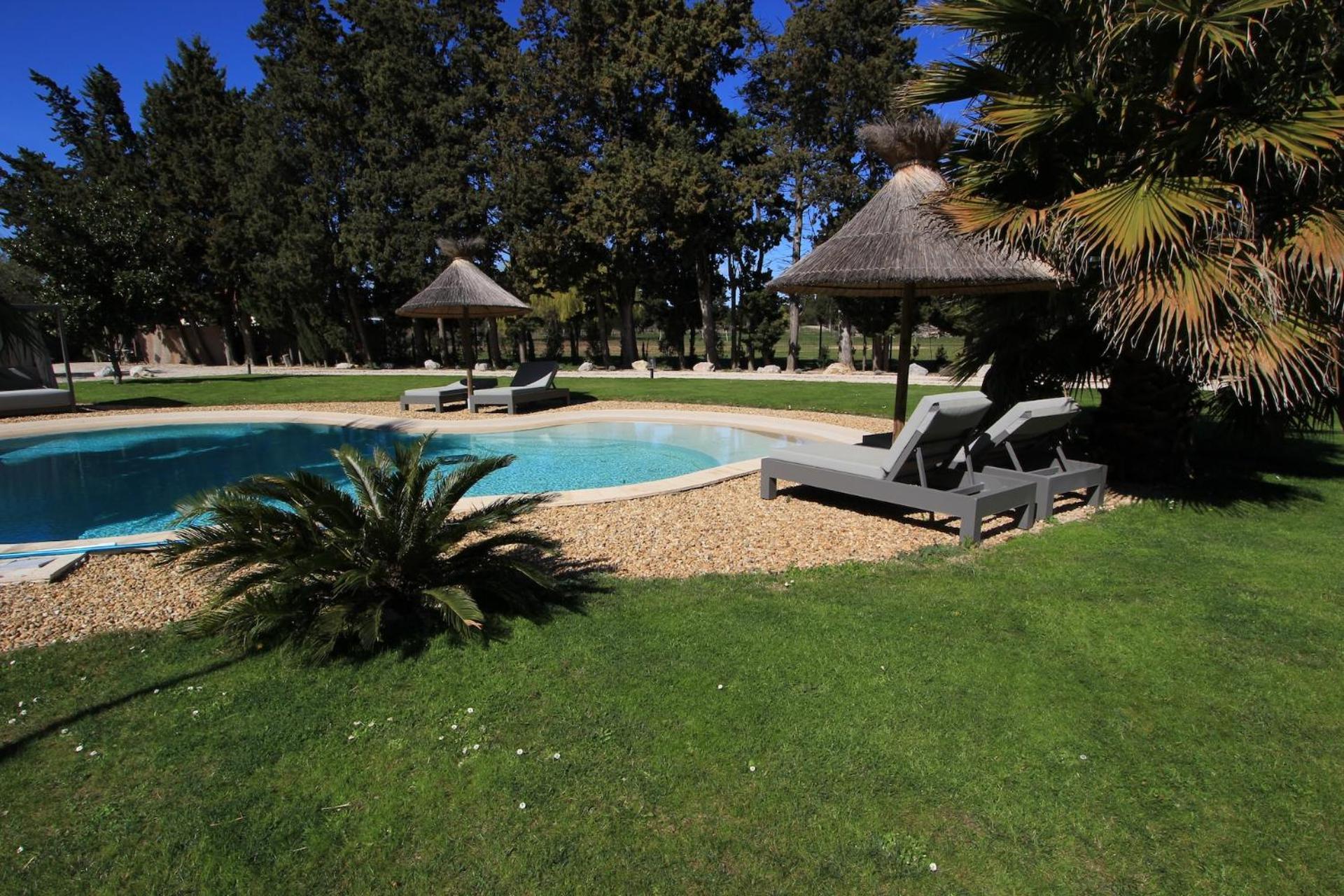 Rognonas Mas Paloma Bed & Breakfast エクステリア 写真