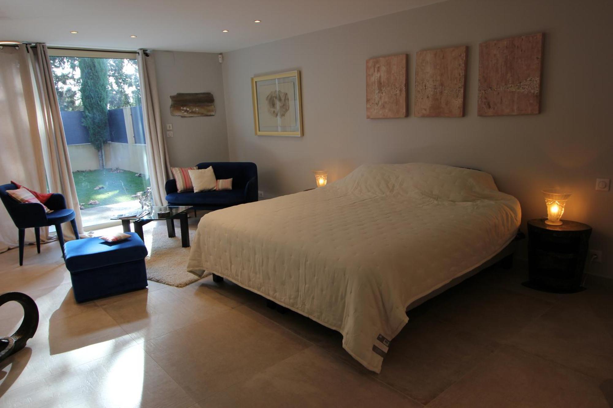 Rognonas Mas Paloma Bed & Breakfast エクステリア 写真