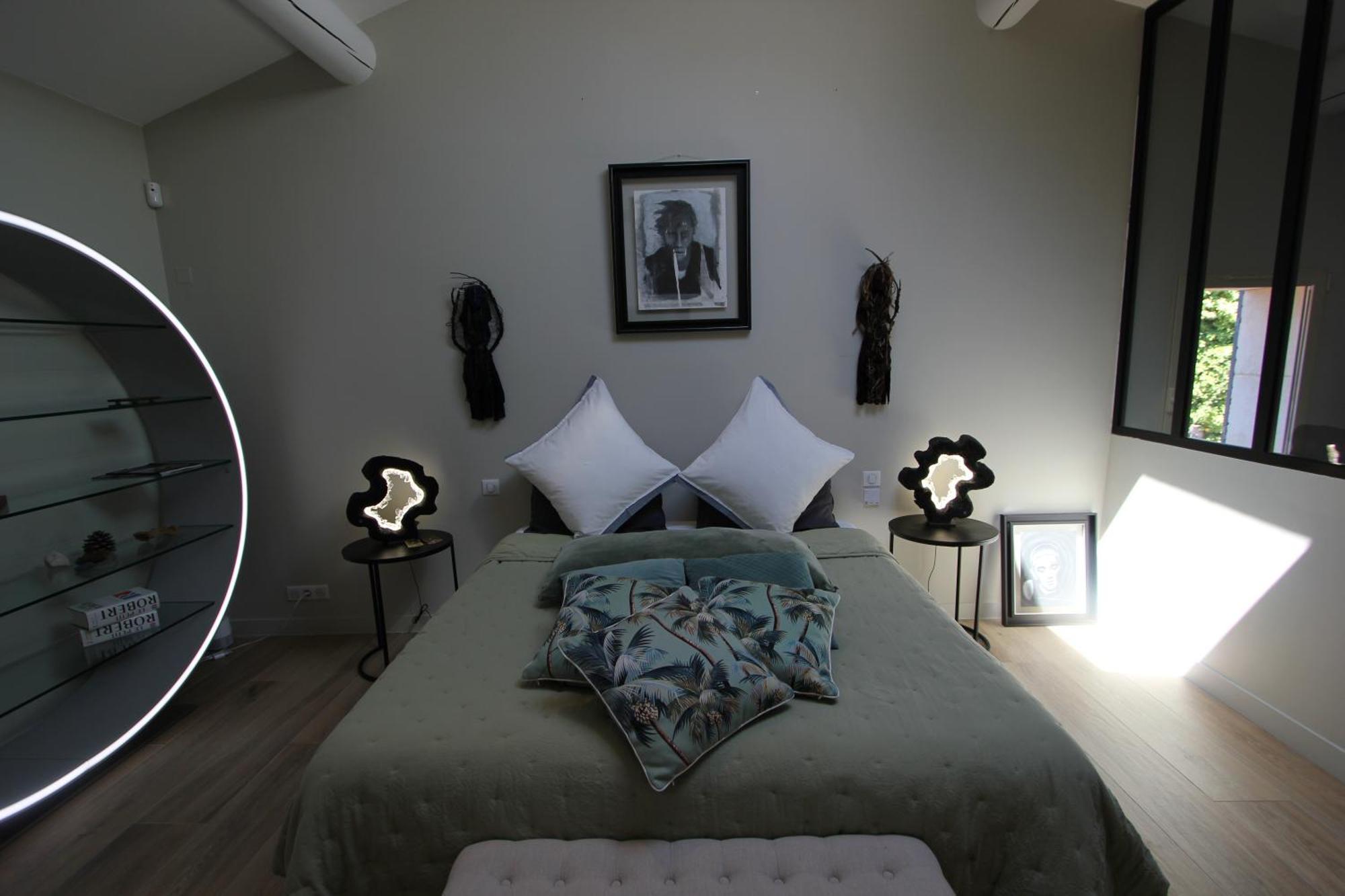 Rognonas Mas Paloma Bed & Breakfast エクステリア 写真